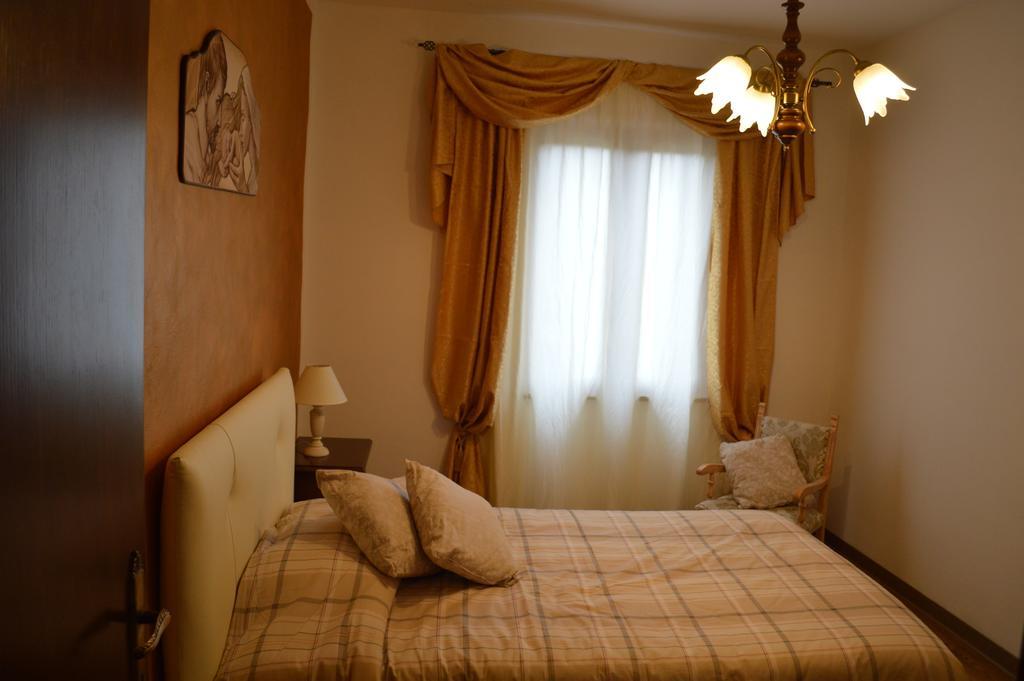 La Piccola Loggia Apartment Torrita di Siena Room photo